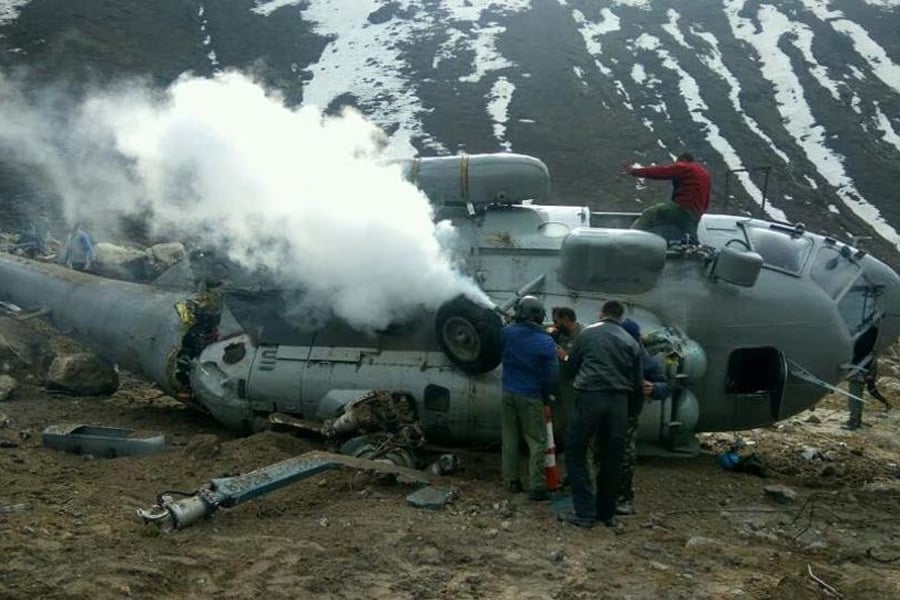 Defective Helicopter Airlifted By MI-17 Chopper Crashes In Kedarnath