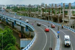 Kolkata Police allows Bike for 24 hours on Maa Flyover