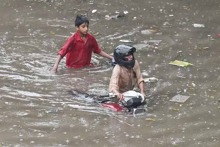 30 killed as rain batters Pakistan, 44-year-old record broke in Lahore