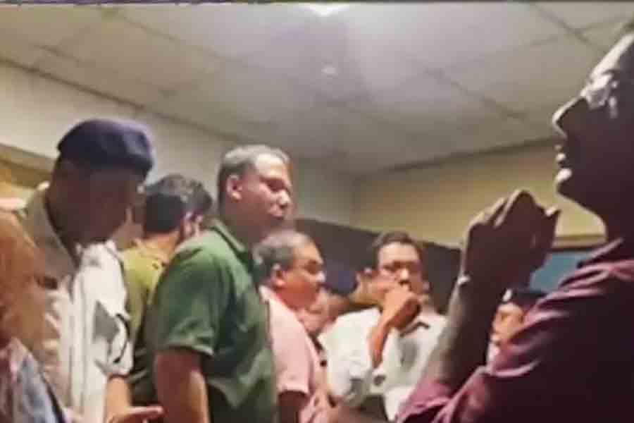 Aides of former R G Kar principal visited seminar hall after doctor found dead