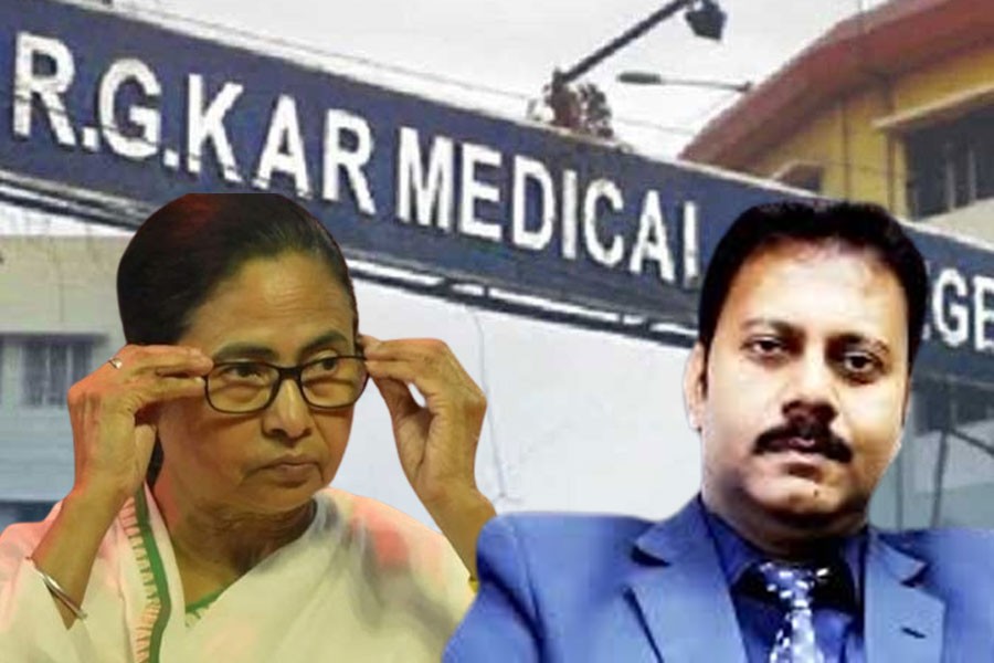 R G Kar Medical College & Hospital: WB CM Mamata Banerjee opens up on resignation of hospital super