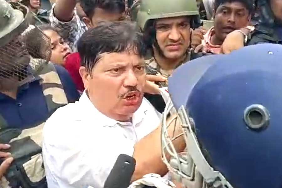 Arjun Singh approaches Calcutta HC in attack case