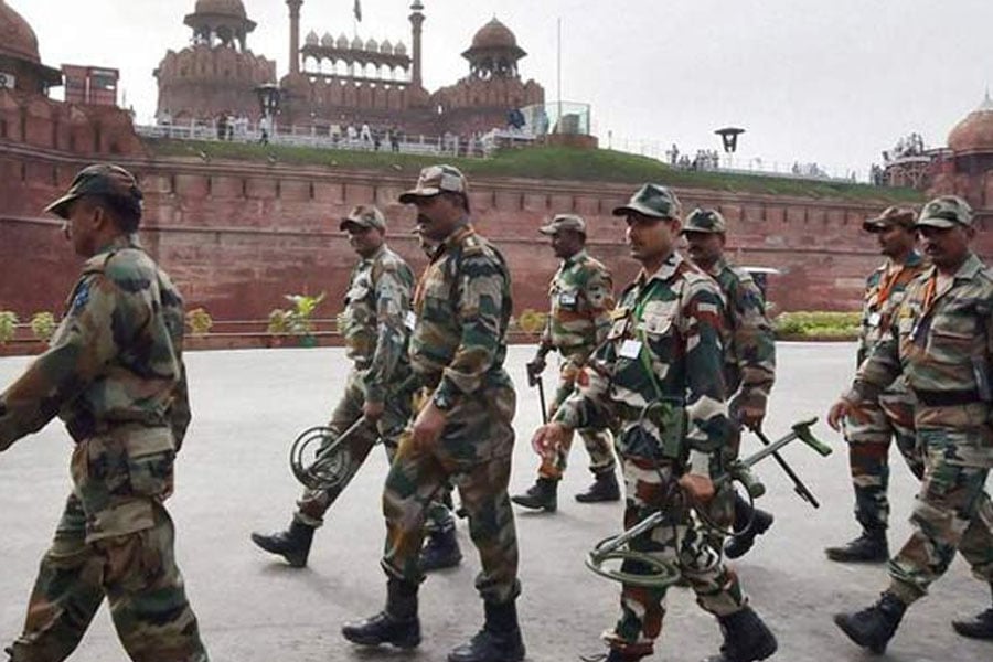 Terrorist Planning Attack On August 15, High alert in Delhi