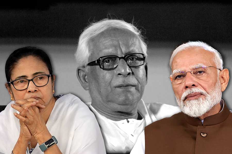 Buddhadeb Bhattacharjee Death: Mamata Banerjee announces full day holiday on Former CM death