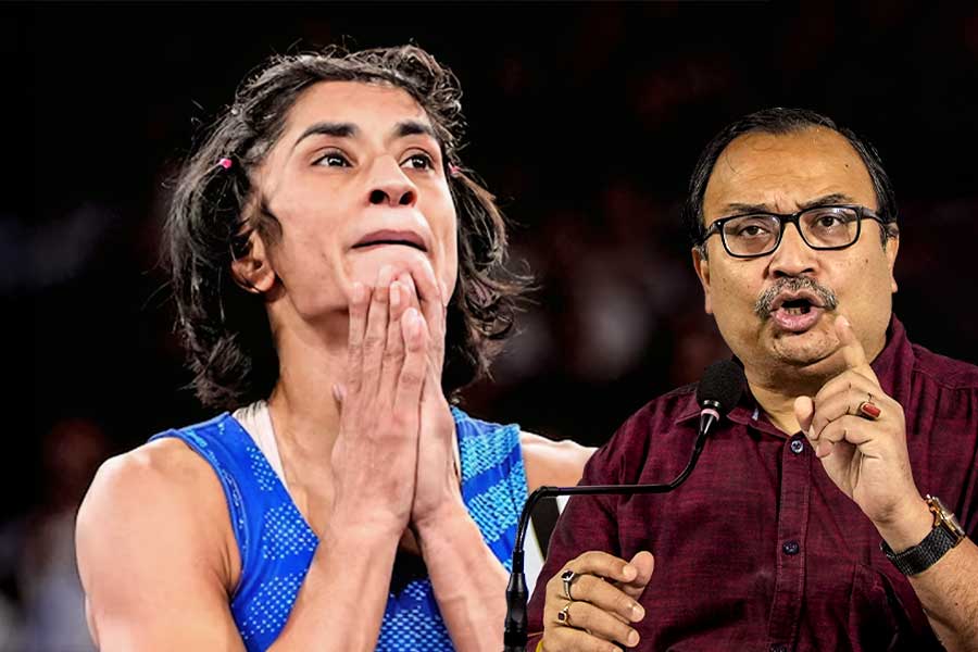 Kunal Ghosh raise question after Vinesh Phogat disqualification from paris olympics