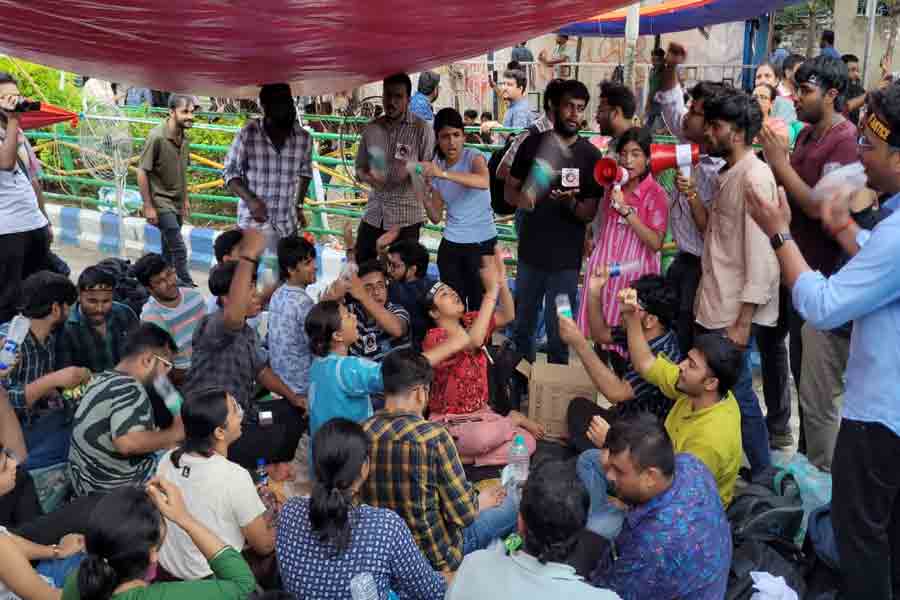 Junior Doctors calls for a mass gathering in Dharmatala on Durga Navami