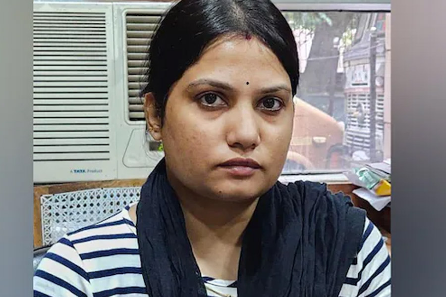 'Lady Don' behind Noida murder caught, was managing jailed partner's gang