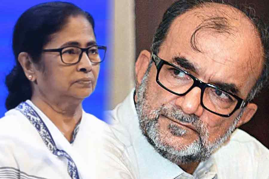 Mamata Banerjee attacks Bikash Ranjan Bhattacharya