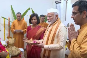 PM opens up on attending Ganpati puja at CJI home