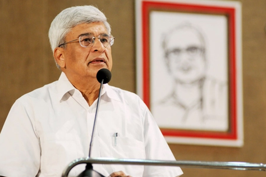 CPI(M) leader Prakash Karat to be Polit Bureau's interim coordinator