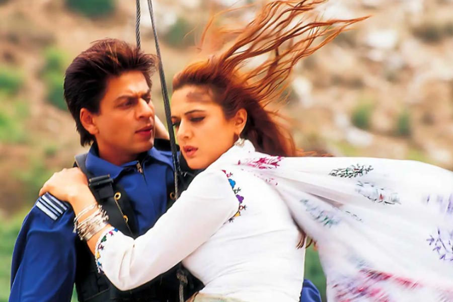 Veer Zaara enters Rs 100 Crore club after re-release