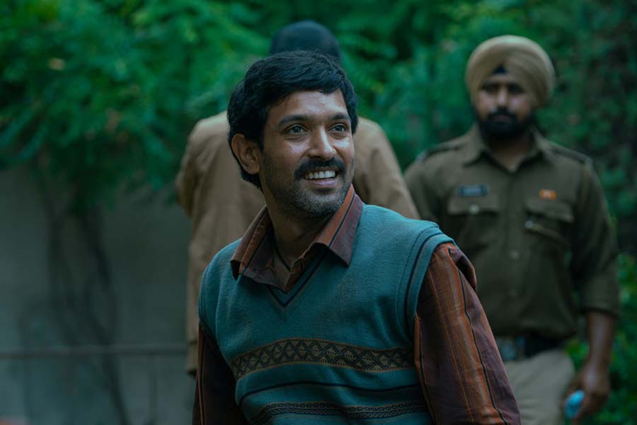 Sector 36 Review A tough watch where Vikrant Massey and Deepak Dobriyal excel