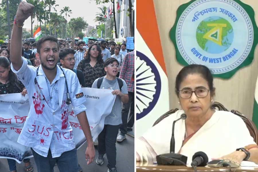 CM Mamata Banerjee pledges financial aid to families of the deceased during the doctor strike