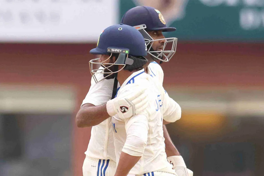 Day one report of India Bangladesh first test