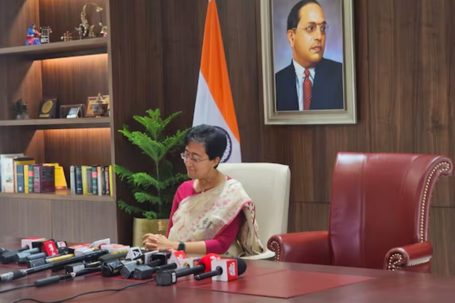 Atishi left Arvind Kejriwal's chair empty at Delhi CM office