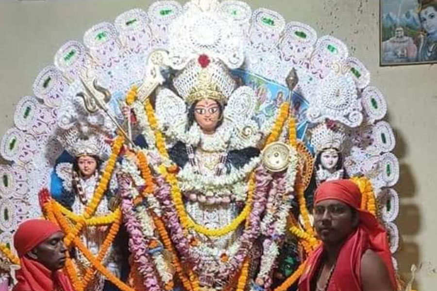 Bonedi Barir Durga Puja 2024: 518 years old durga puja of dasghara basu bari in hooghly