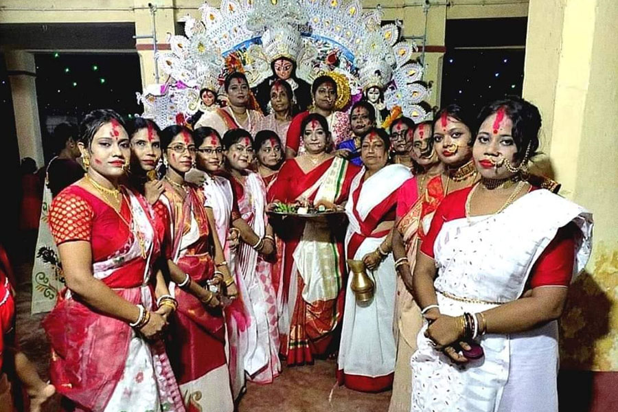 Bonedi Barir Durga Puja 2024: 518 years old durga puja of dasghara basu bari in hooghly