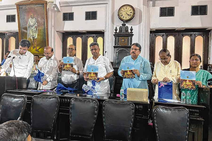 Water supply available on 3 am, decision have taken by Kolkata Municipal Corporation