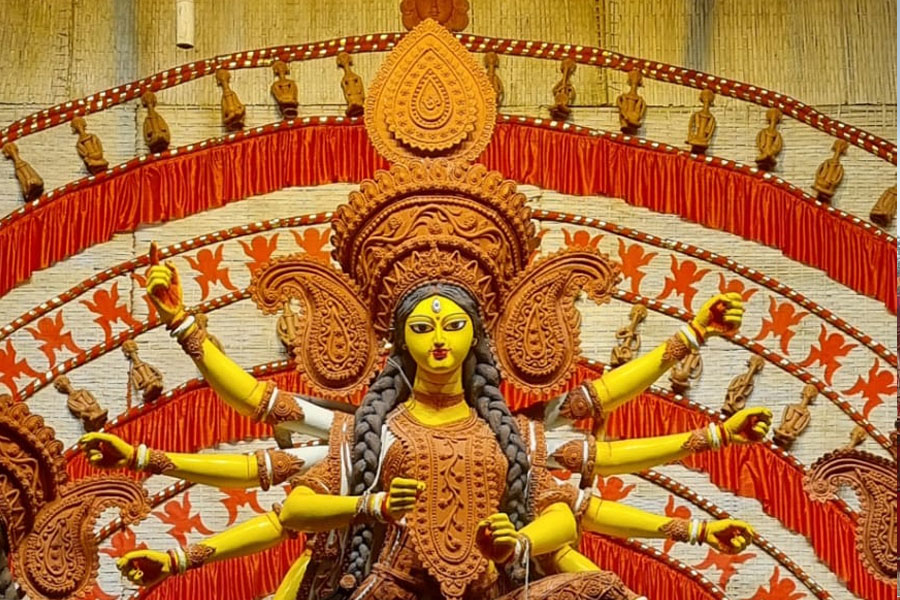 Kolkata Durga Puja 2024 Theme: Mandap idol of Gauri Beriya Sarvajanin is decorated with terracotta touches