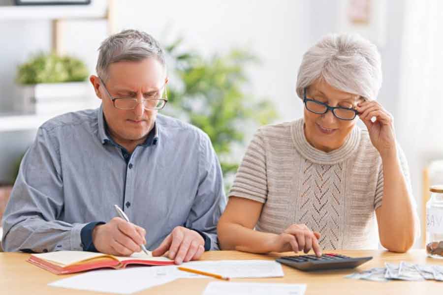 Here are the informations about insurance for oldage