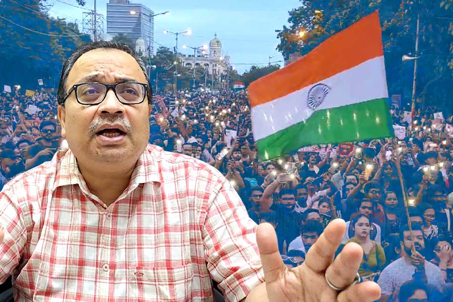 RG Kar Protest: TMC leader Kunal Ghosh sings in protest of RG Kar murder