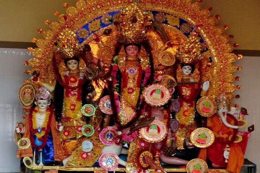 Bonedi Barir Durga Puja: Asansol's Kultis Chakraborty Durga Puja will surprise you