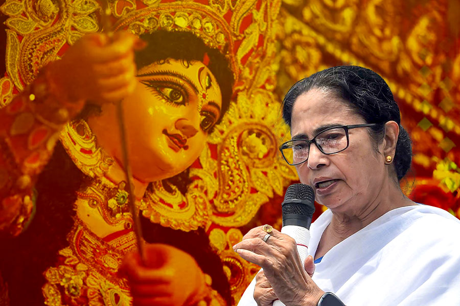 Mamata Banerjee asks people to get involved in Durga Puja