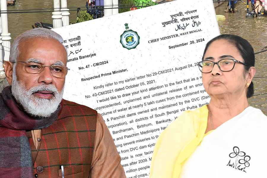 Mamata Banerjee writes to PM Modi over flood situation in Bengal