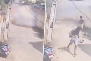 Andhra Pradesh man carrying hand-made firecrackers on scooter dies in an explosion