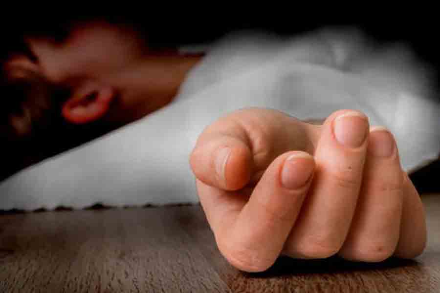 8 years old child died in Suti