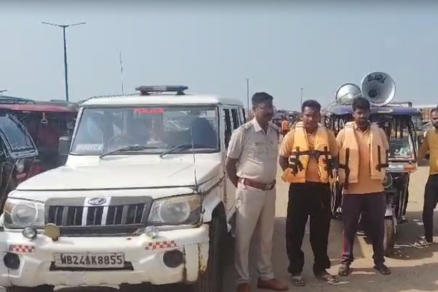 Purba Medinipur district administration alert to deal with cyclone Dana