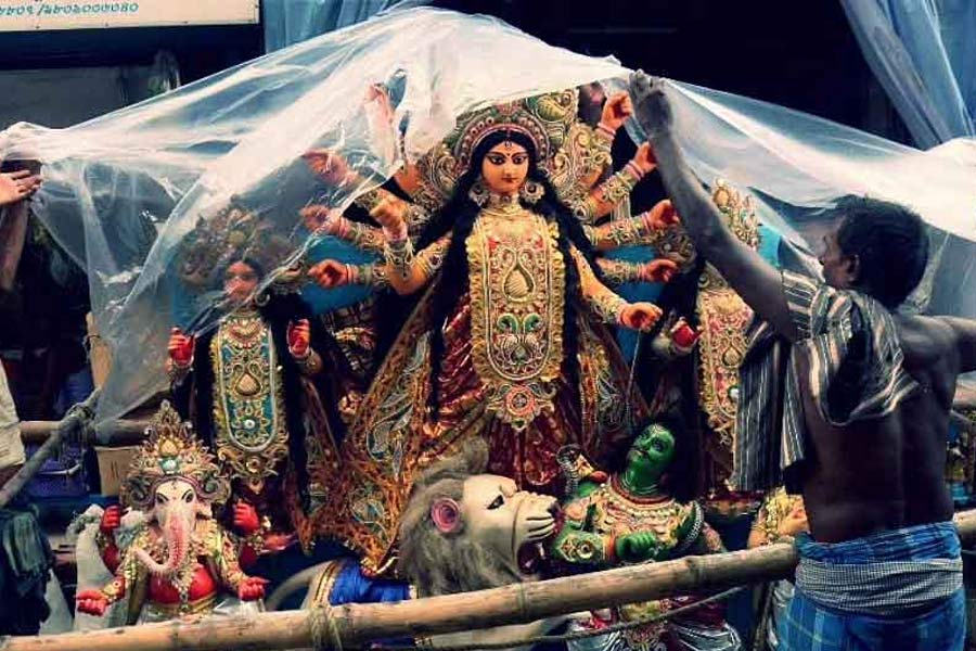 WB Weather Update: MeT predicts rain in Durga Puja