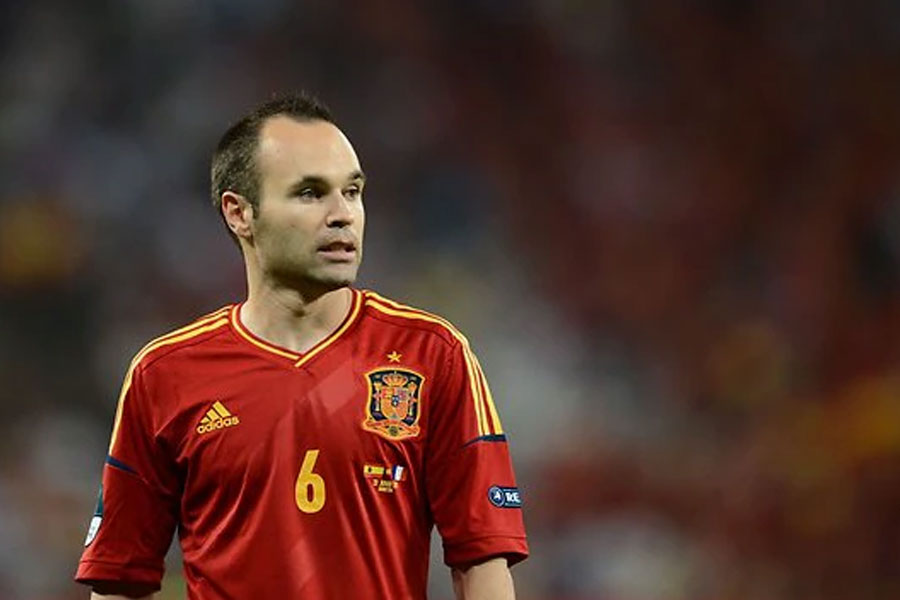 Andre Iniesta retires from football