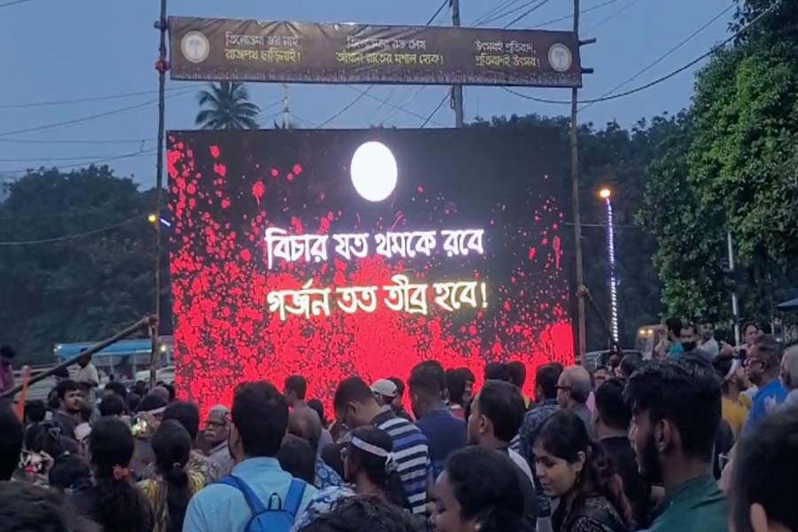 Junior doctors stage protest in Kolkata