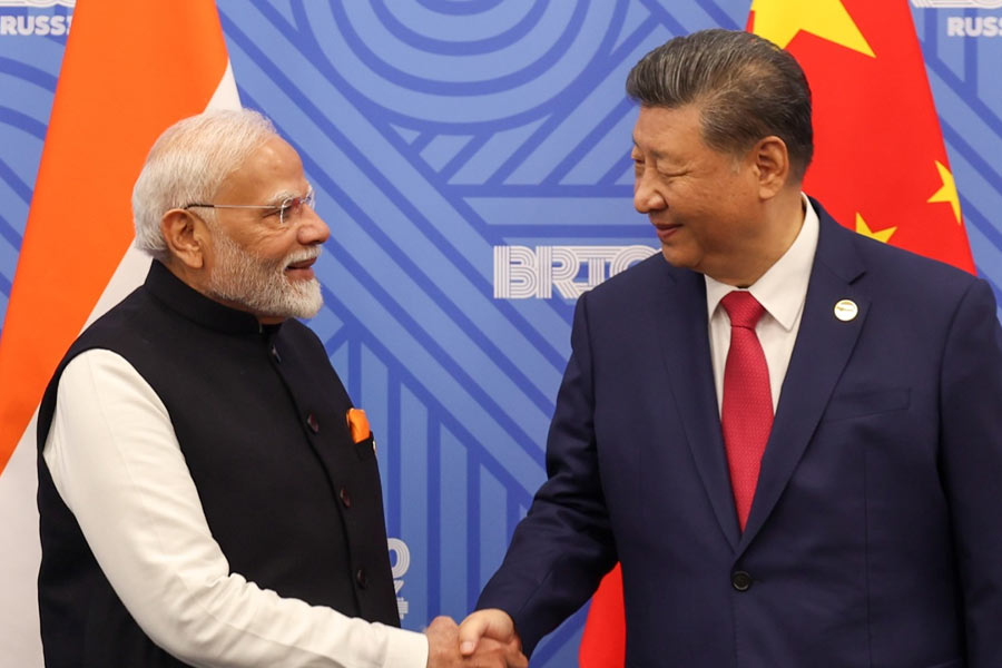 Peace On Border Should Be Priority PM Modi Tells Xi Jinping In BRICS