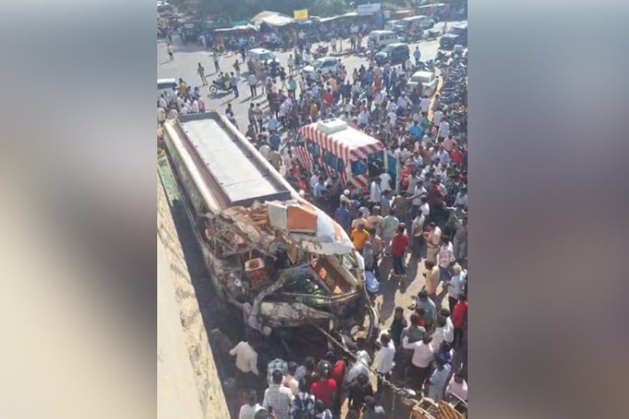 12 dead, dozens injured in a Bus accident in Rajasthan