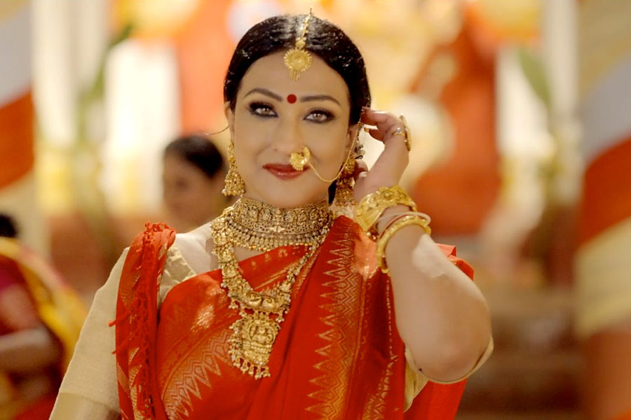 Durga Puja Song: Rituparna Sengupta and other celebrities in 'Durga Pujo Sobaar' Music Video