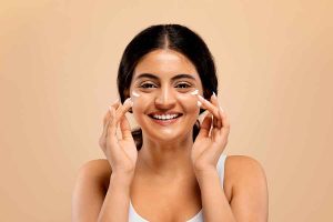 Durga Puja 2024: Experts share skin care tips on using make up products during festival