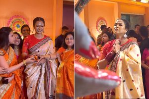 Sohini Sarkar at Kali Puja opening at salt lake, gets trolled