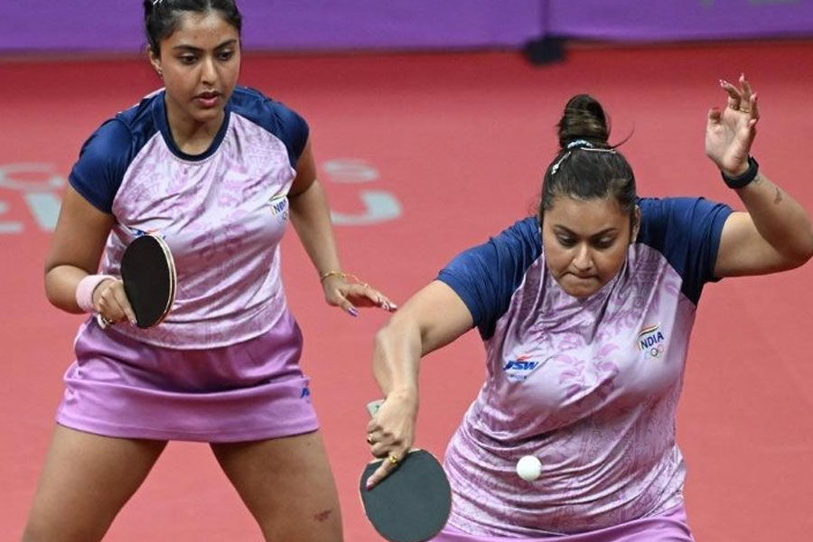 Ayhika and Sutirtha Mukjerjee create history for India by assuring first ever medal in Women's double in Asian Table Tennis Championship