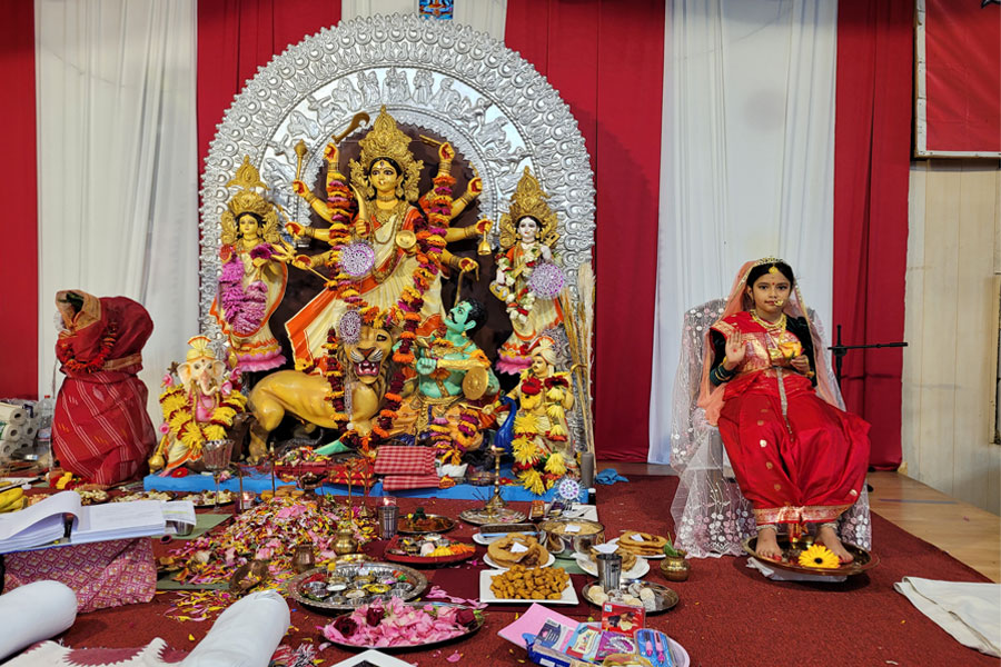 Probashe Durga Puja 2024: In Berlin, Durga Puja rituals will be followed like Kolkata