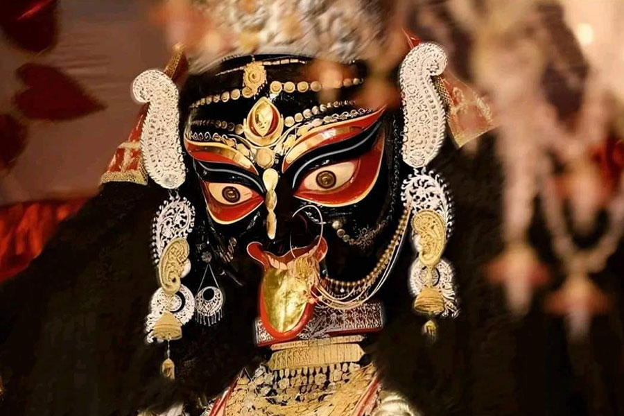 Kali Puja 2024: Worship of Naihati Boro Maa