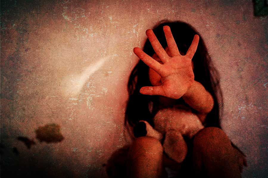 Seven years old girl allegedly harrassed at Santipur, man arrested