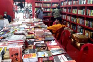 CPM leadership claims massive sell at Durga Puja bookstall, but no crowd seen