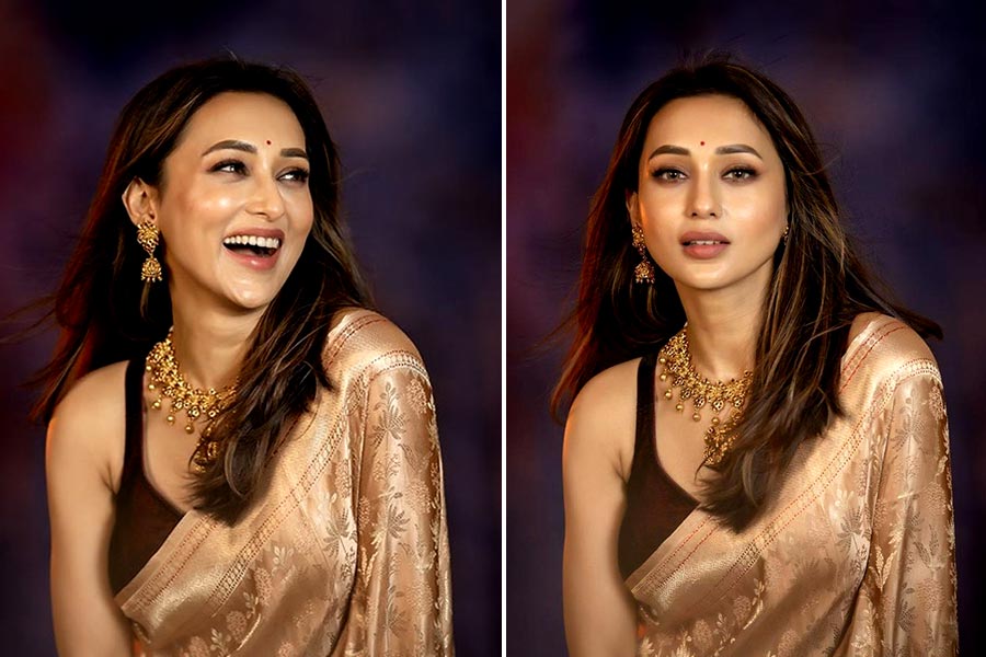 Mimi Chakraborty's new pictures in flavor of Durga Puja