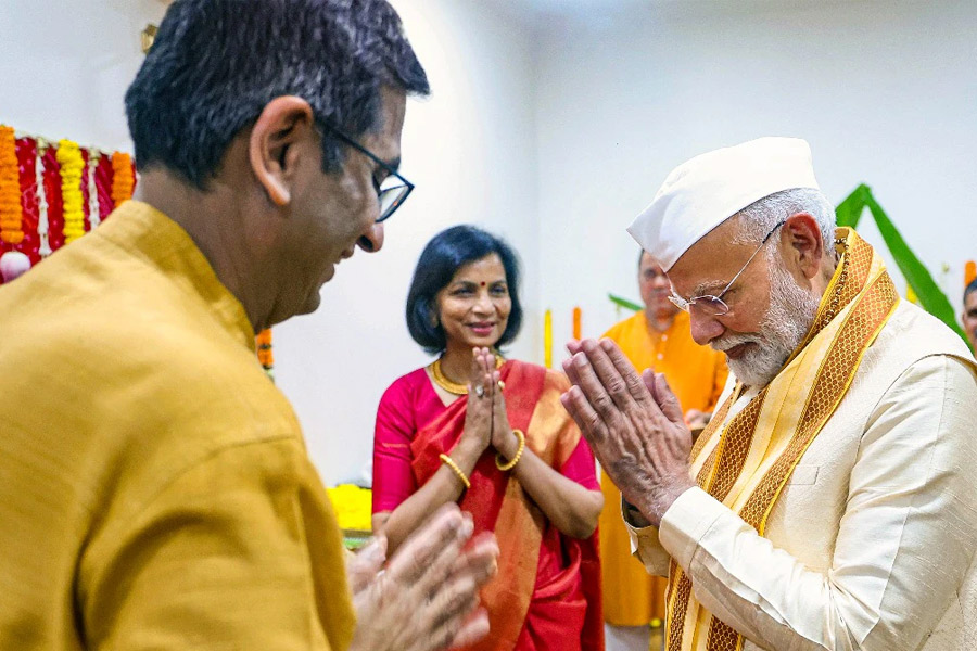 DY Chandrachud opens up on PM Modi visit to his house