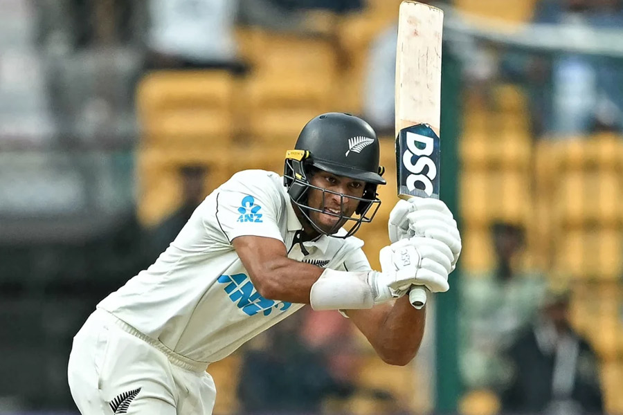 New Zealand takes lead over 350 against India