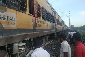 Fire breaks out in train in Tamil Nadu