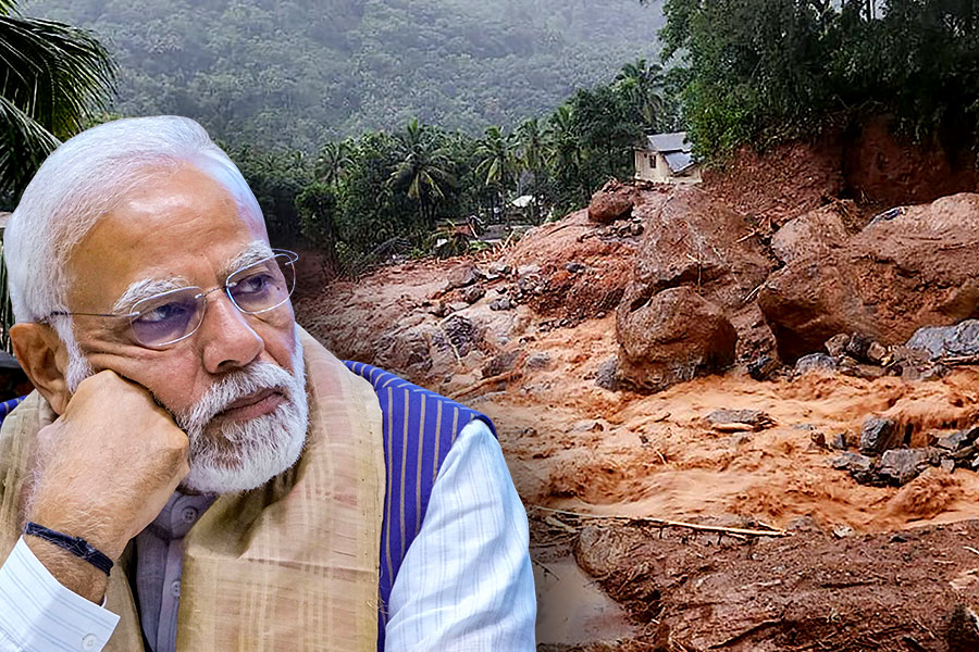 Kerala Assembly unanimously passes resolution against Modi govt's delayed aid to Wayanad