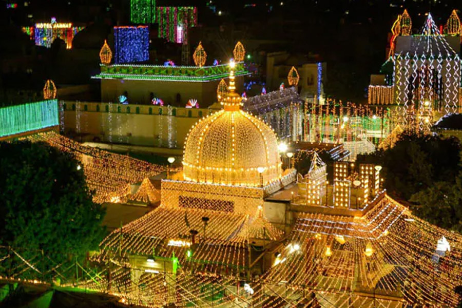 Petition claims temple under Ajmer Dargah, court issues notice